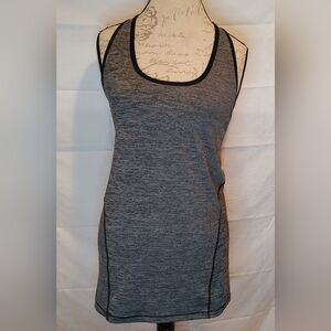 Y.A.S Sport Gray & White Thin Stripped Tank Top With Built In Bra Size Large